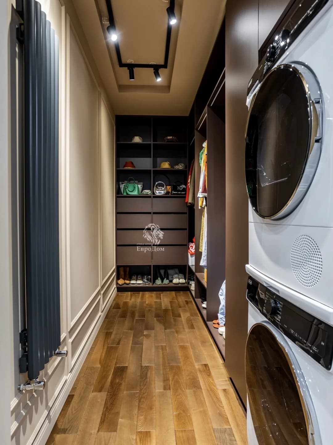 Гардеробная с открытым хранением